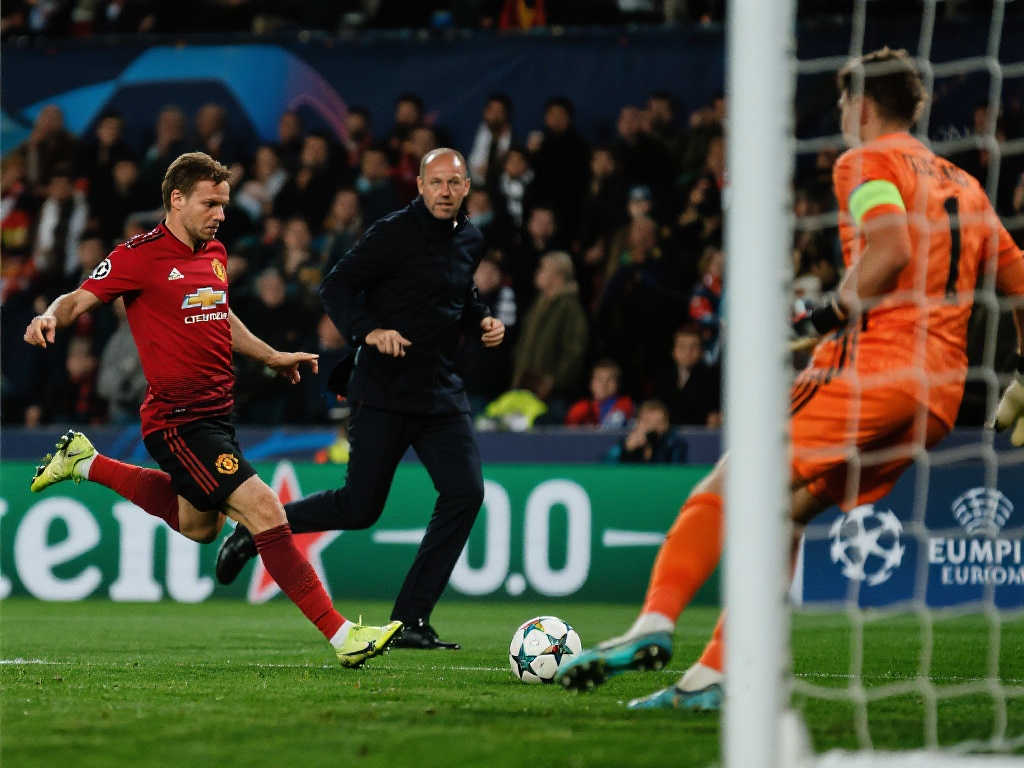 塔帅赛后感叹：欧冠开局20分钟应3-0领先，错失良机令人抓狂❓